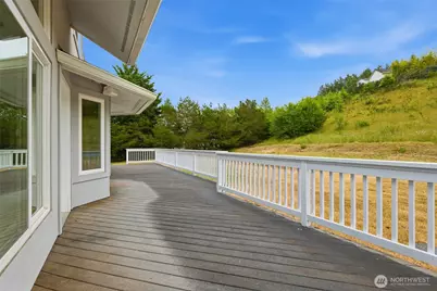 9347 Piperhill Drive SE, Olympia, WA 98513 - Photo 6