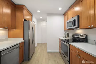 1727 Harbor Avenue SW #N401, Seattle, WA 98126 - Photo 14
