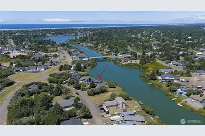 142 Sea Breeze SE, Ocean Shores, WA 98569 - Photo 4