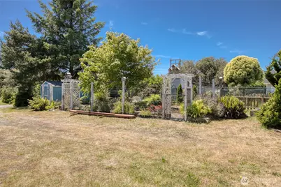 142 Sea Breeze SE, Ocean Shores, WA 98569 - Photo 36