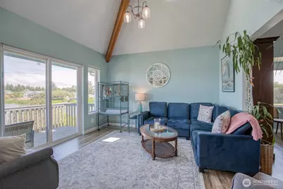 142 Sea Breeze SE, Ocean Shores, WA 98569 - Photo 12