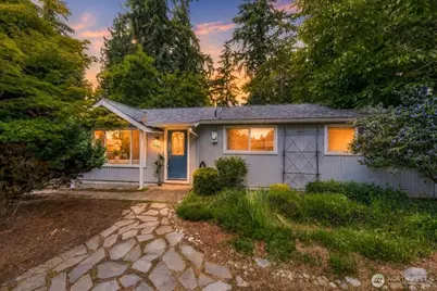 2427 200th Place SW, Lynnwood, WA 98036 - Photo 1