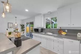 2427 200th Pl SW, Lynnwood, WA 98036 - Photo 12