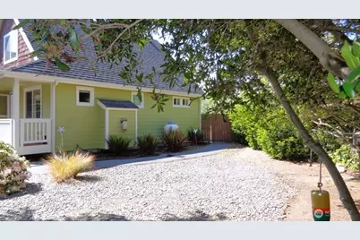 148 Wishkah Street SW, Ocean Shores, WA 98569 - Photo 2