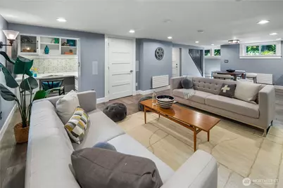 3033 27th Avenue W, Seattle, WA 98199 - Photo 24