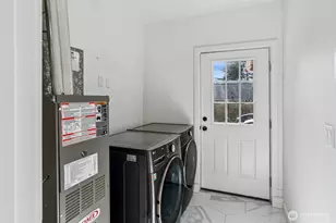 25733 19th Ave S, Des Moines, WA 98198 - Photo 26