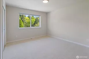 8586 121st Pl SE, Newcastle, WA 98056 - Photo 26
