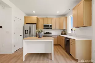 9711 McKinley Ave E, Tacoma, WA 98445 - Photo 8