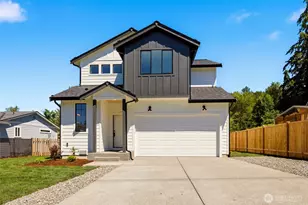 9711 McKinley Ave E, Tacoma, WA 98445 - Photo 32