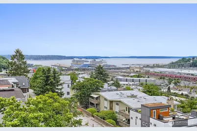 2573 13th Avenue W, Seattle, WA 98119 - Photo 28