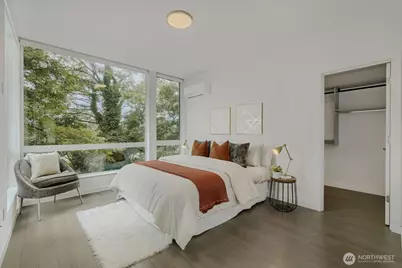 2573 13th Avenue W, Seattle, WA 98119 - Photo 12