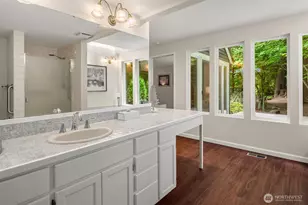 2231 Sahalee Dr E, Sammamish, WA 98074 - Photo 18