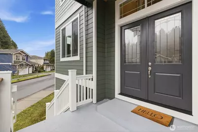 15249 NE Woodland Place, Woodinville, WA 98072 - Photo 4