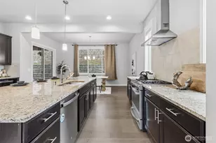 15249 NE Woodland Pl, Woodinville, WA 98072 - Photo 14