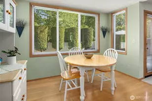 4256 255th Pl SE, Sammamish, WA 98029 - Photo 18