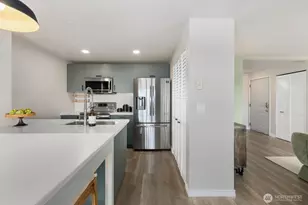 3815 131st Ln SE, Bellevue, WA 98006 - Photo 8