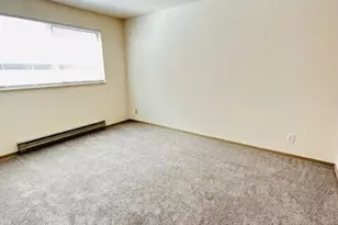 5631 Hwy Pl, Everett, WA 98203 - Photo 8