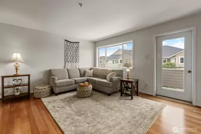 13203 97th Avenue E #301, Puyallup, WA 98373 - Photo 8
