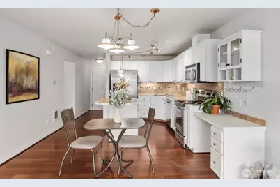 13203 97th Avenue E #301, Puyallup, WA 98373 - Photo 6