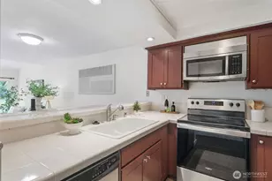243 Shepard Way NW, Bainbridge Island, WA 98110 - Photo 6