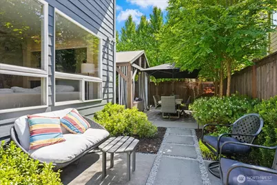 2211 238th Place NE, Sammamish, WA 98074 - Photo 32