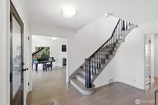5815 Ann Arbor Ave NE, Seattle, WA 98105 - Photo 4