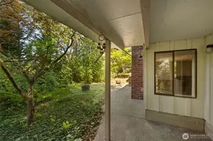 31 E Village View Dr, Allyn, WA 98524 - Photo 26