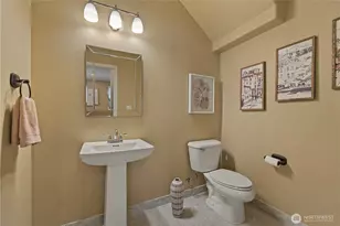 14915 38th Dr SE, Bothell, WA 98012 - Photo 12