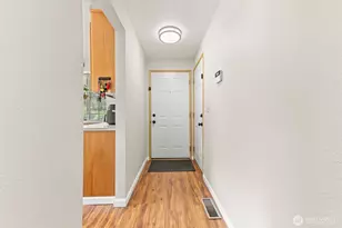 207 S 63rd St, Tacoma, WA 98408 - Photo 14