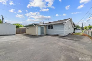 207 S 63rd St, Tacoma, WA 98408 - Photo 26