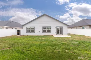 725 L St NE, Quincy, WA 98848 - Photo 16