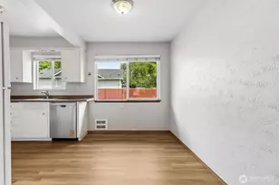 710 127th St S, Tacoma, WA 98444 - Photo 6