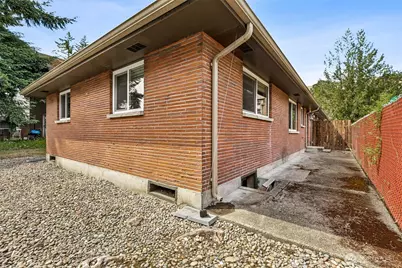 710 127th Street S, Tacoma, WA 98444 - Photo 16