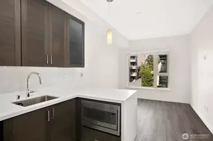 1760 NW 56th St, Seattle, WA 98107 - Photo 8