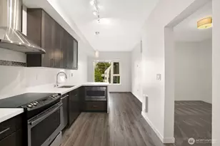 1760 NW 56th St, Seattle, WA 98107 - Photo 6