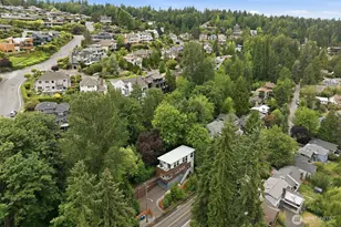 9007 Sand Point Way NE, Seattle, WA 98115 - Photo 32