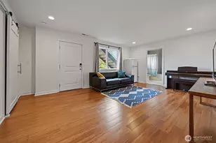 9007 Sand Point Way NE, Seattle, WA 98115 - Photo 12