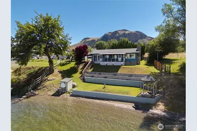 111 Eastlake Road, Oroville, WA 98844 - Photo 2