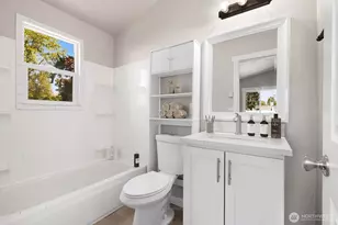 9807 Park Ave. S, Tacoma, WA 98444 - Photo 14