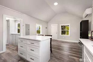 9807 Park Ave. S, Tacoma, WA 98444 - Photo 8
