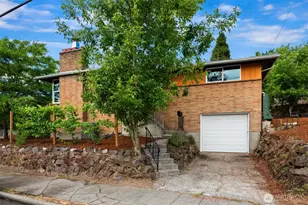 3902 S Genesee St, Seattle, WA 98118 - Photo 38