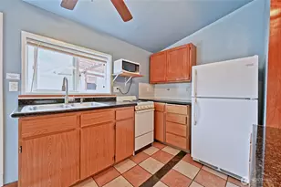 5402 S Cloverdale St, Seattle, WA 98118 - Photo 36