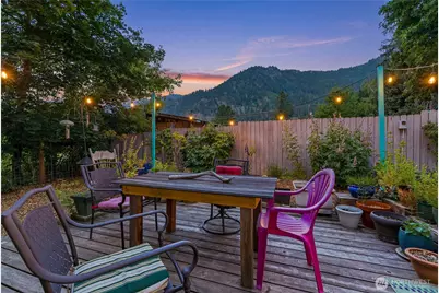303 Cascade Street, Leavenworth, WA 98826 - Photo 8