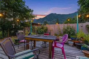 303 Cascade St, Leavenworth, WA 98826 - Photo 8