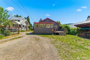 303 Cascade St, Leavenworth, WA 98826 - Photo 2