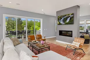 8701 NE Winslow Grove Ct, Bainbridge Island, WA 98110 - Photo 8