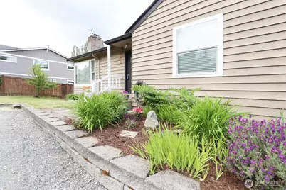 16208 48th Avenue W, Edmonds, WA 98026 - Photo 2