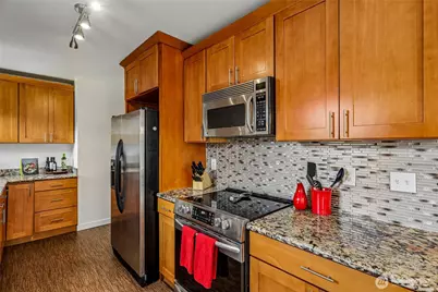 16208 48th Avenue W, Edmonds, WA 98026 - Photo 8