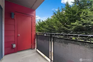 613 4th Ave W, Seattle, WA 98119 - Photo 32