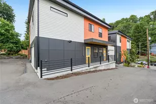 6025 47th Ave S, Seattle, WA 98118 - Photo 2